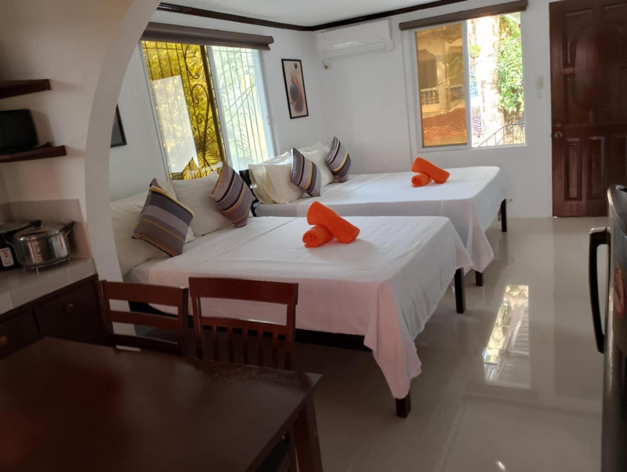 Balay Sa Bukid Type D2 * Manoc-Manoc